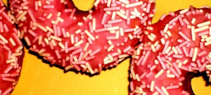 3 pink donuts credit flickr ssoosay 270px RTCC