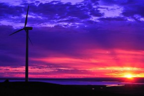 Australia could run on 100% renewables by 2030 - report