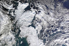 Climate change a factor in UK’s unusual weather - Met Office