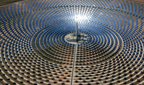 US and Japanese investments in solar saw a 10% rise in clean energy investments in Q1 of 2014 (Pic: Gemasolar)