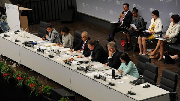 What could a legally binding UN climate deal look like?