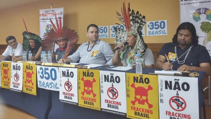Indigenous leaders protested against fracking in their areas (Pic: 350.org/Oriana Eliçabe & Paulo Lima)