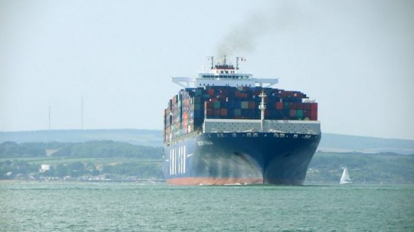 Climate advocates split over shipping speed limits