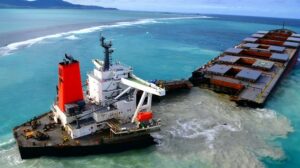 Mauritius oil spill compensation could be limited by maritime law technicality