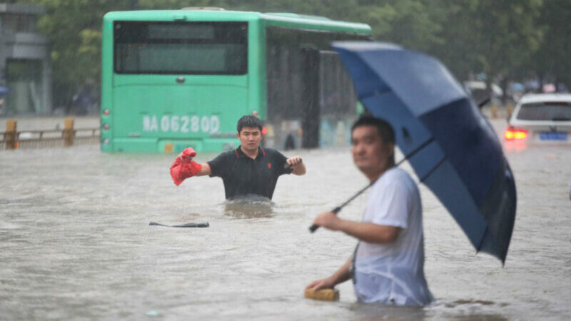 China warns of more floods and heatwaves in 2023 thumbnail