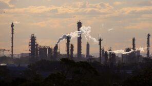 Greens stop blocking Australia's new fossil fuel projects