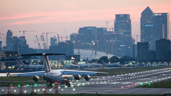 London airport expansion shows danger of "false hope" Jet Zero strategy